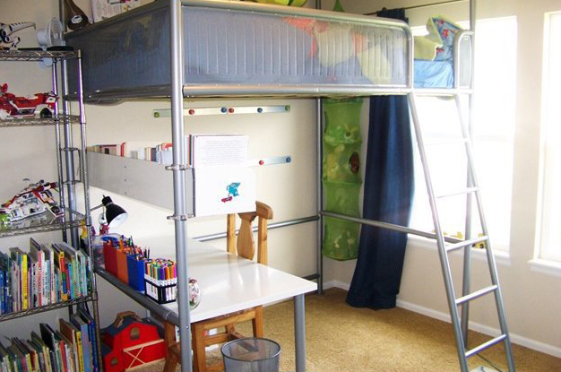 A Loft Bed Into Regular Desk, Beds With Desks Underneath Ikea